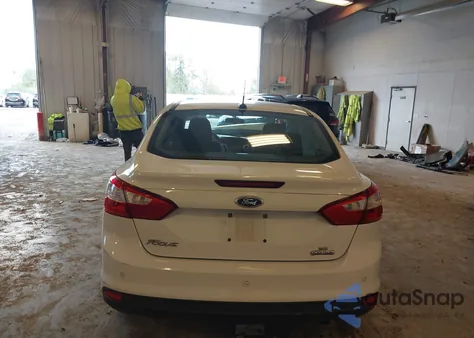 2013 Ford Focus Se z USA, uszkodzony, nr VIN 1FADP3F29DL150741